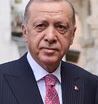 “Türkiye’yi yeniden eski, zayıf günlerine geri döndürmek isteyenlerin çabaları bitmeyecektir”