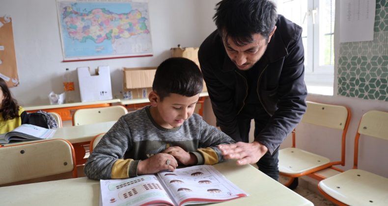 Dağ köylerindeki eli öpülesi öğretmenler