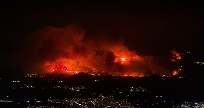 Devam eden yangınlar ve riskli alanlar haritası yayımlandı