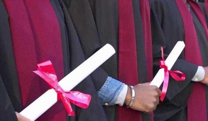 Sahte diploma çetesinden gece mesaisi