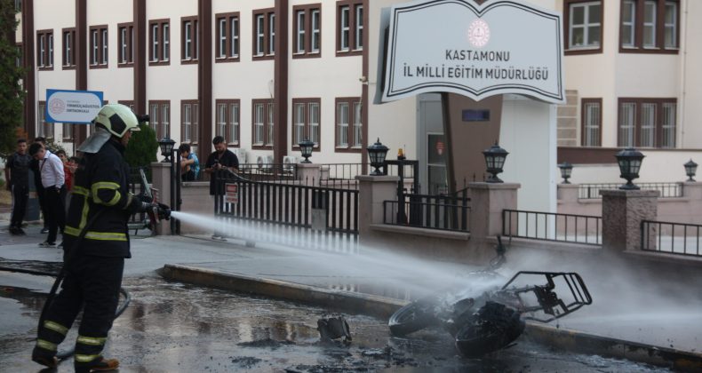 Kastamonu’da Motosiklet Yangını Paniğe Neden Oldu