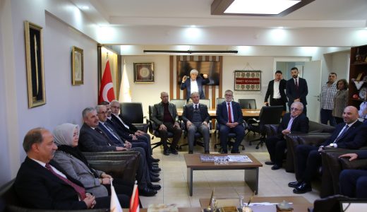 Kastamonu’da Dikkat Çeken Buluşma: Bakan Yardımcısı Polat Kastamonu Ak Parti İl Başkanlığı’nda ağırlandı