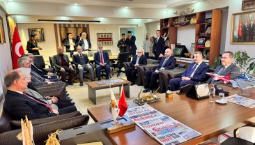 Kastamonu’da Dikkat Çeken Buluşma: Bakan Yardımcısı Polat Kastamonu Ak Parti İl Temsilciliği ile görüştü