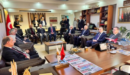 Kastamonu’da Dikkat Çeken Buluşma: Bakan Yardımcısı Polat Kastamonu Ak Parti İl Temsilciliği ile görüştü