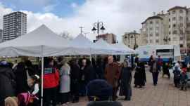 Hayır çarşısı ile genç çiftlere destek eli