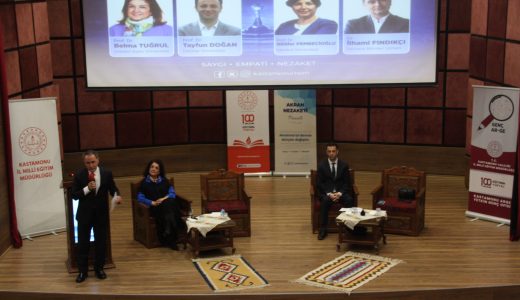 Kastamonu, Türkiye’de bir ilk olan panelde “Akran Nezaketi’ni” konuştu