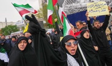 İran’da sevinç gösterileri: ABD’ye karşı büyük zafer kazandık